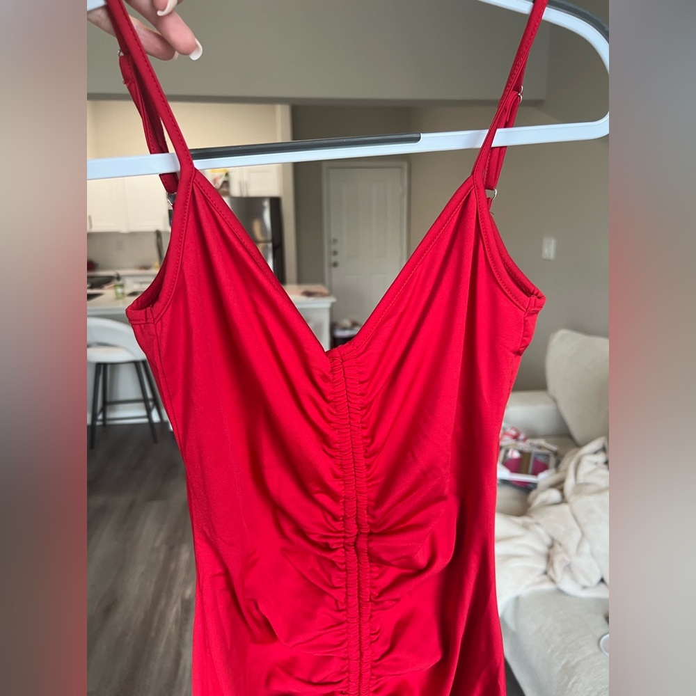 Red Ruched Bodycon Dress - Picture 4 of 8